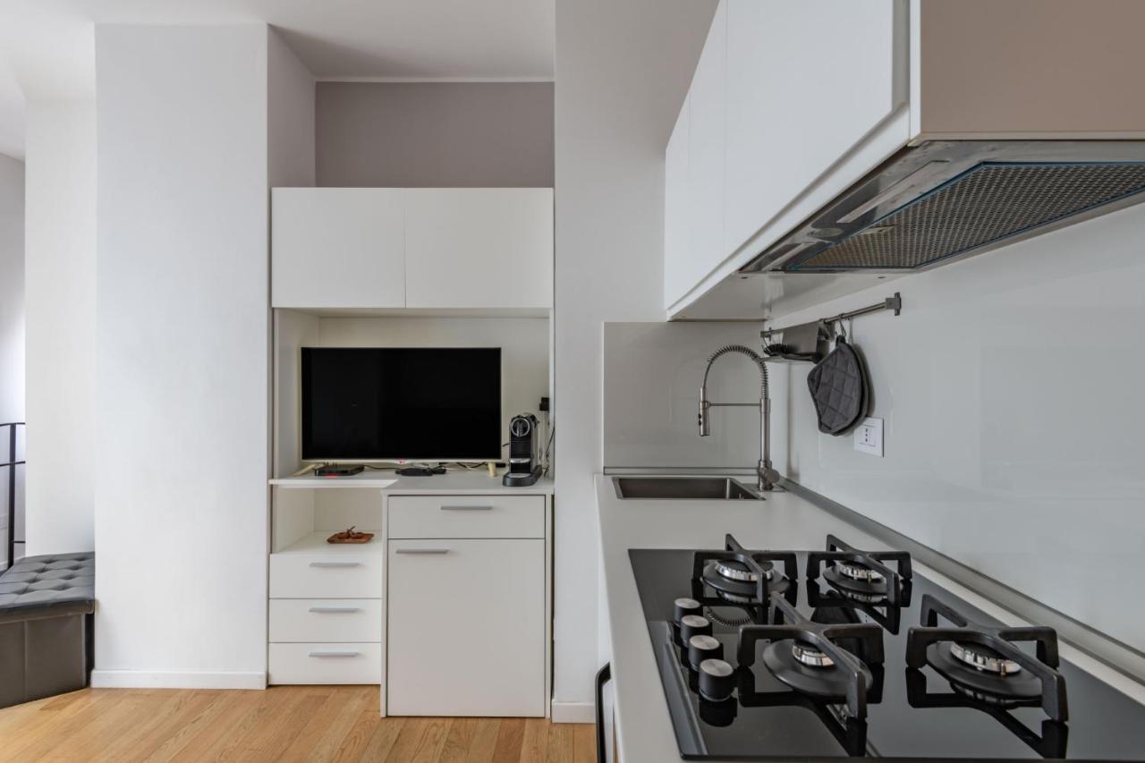Easylife - Sofisticato Monolocale Con Terrazzino Nel Cuore Di Porta Venezia Милан Экстерьер фото