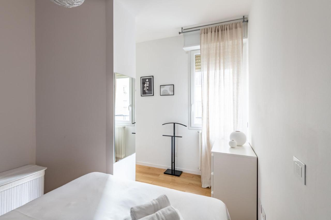 Easylife - Sofisticato Monolocale Con Terrazzino Nel Cuore Di Porta Venezia Милан Экстерьер фото