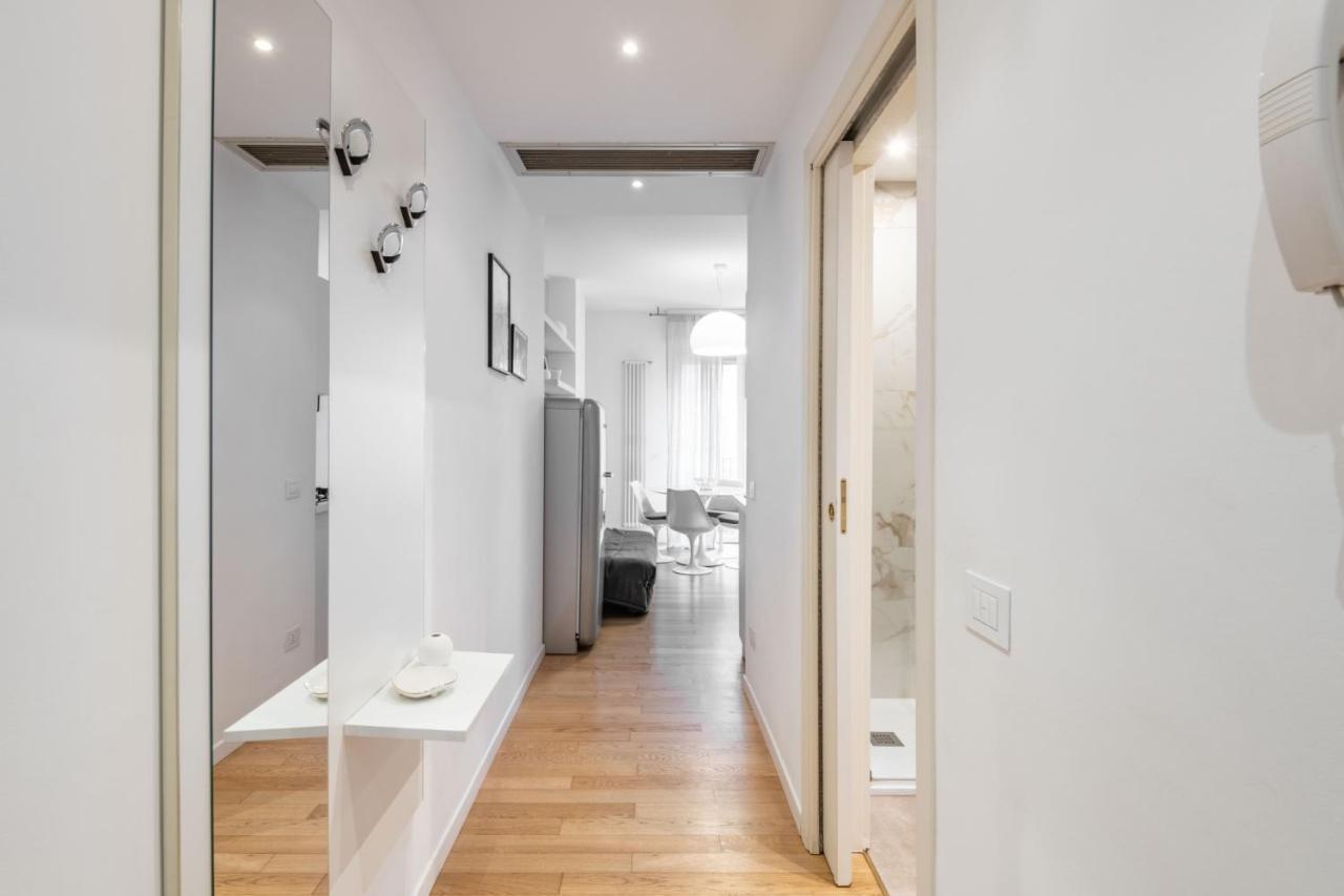 Easylife - Sofisticato Monolocale Con Terrazzino Nel Cuore Di Porta Venezia Милан Экстерьер фото